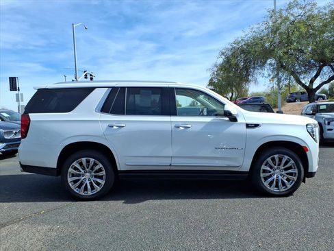 Certified 2023 GMC Yukon Denali image 4