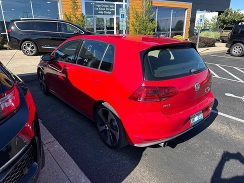 Used 2015 Volkswagen GTI Autobahn w/ Lighting Package (SEL) FWD image 4