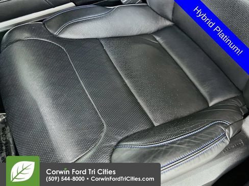 Used 2023 Toyota Tundra Platinum AWD/4WD image 23