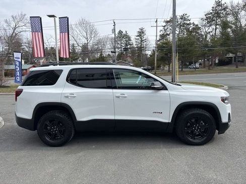 Used 2023 GMC Acadia AT4 w/ Technology Package AWD/4WD image 5