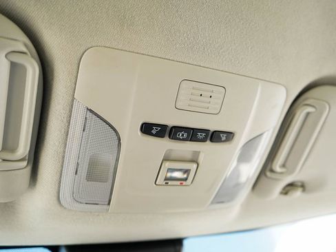 Used 2021 Toyota Corolla LE FWD image 11