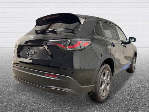 New 2026 Honda HR-V LX image 6