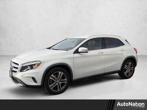 Used 2015 Mercedes-Benz GLA 250 4MATIC image 1