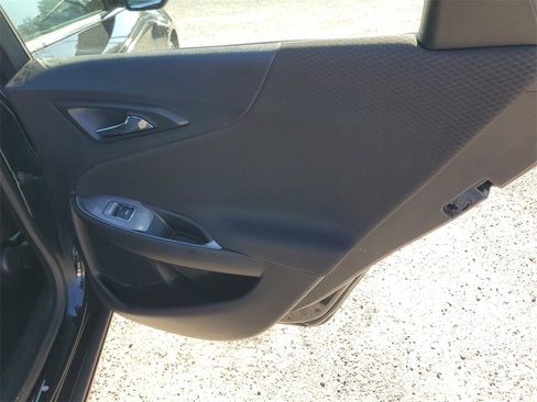 Used 2024 Chevrolet Malibu LT image 32