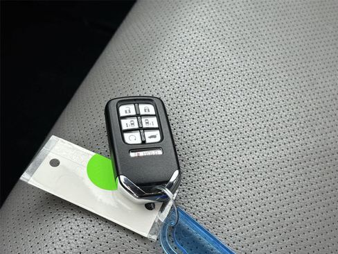 Used 2019 Honda Odyssey Elite image 29