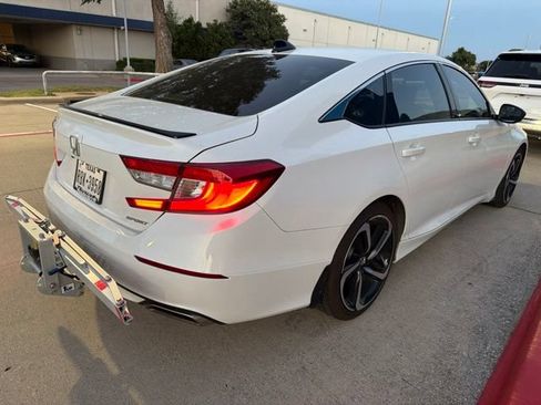 Used 2021 Honda Accord Sport image 5