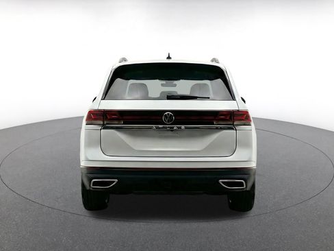 Used 2026 Volkswagen Atlas SE FWD image 8