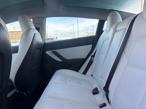 Used 2021 Tesla Model 3 Standard Range Plus image 20