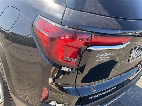 Used 2025 GMC Terrain Elevation FWD image 30