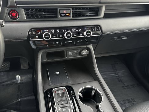 Used 2023 Honda Pilot Elite image 22