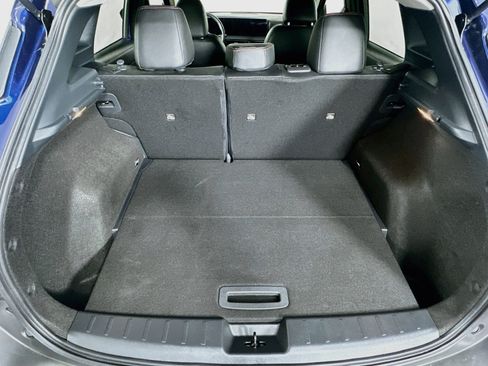 Used 2025 Nissan Kicks SR FWD image 27
