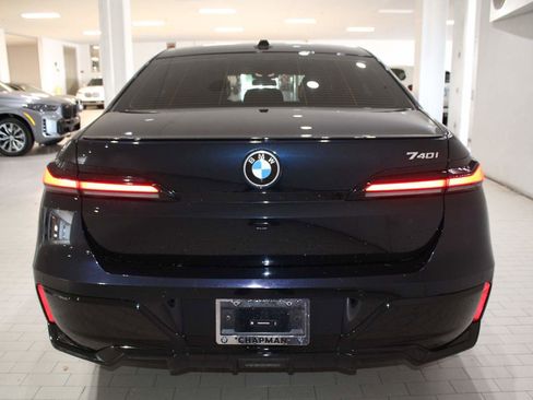 Certified 2023 BMW 740i image 6