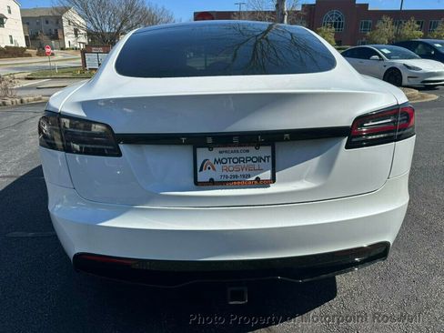 Used 2024 Tesla Model S AWD image 5