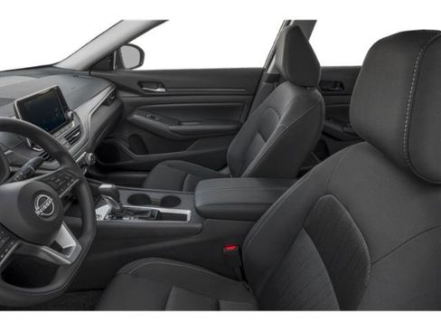 Certified 2025 Nissan Altima 2.5 SV image 11