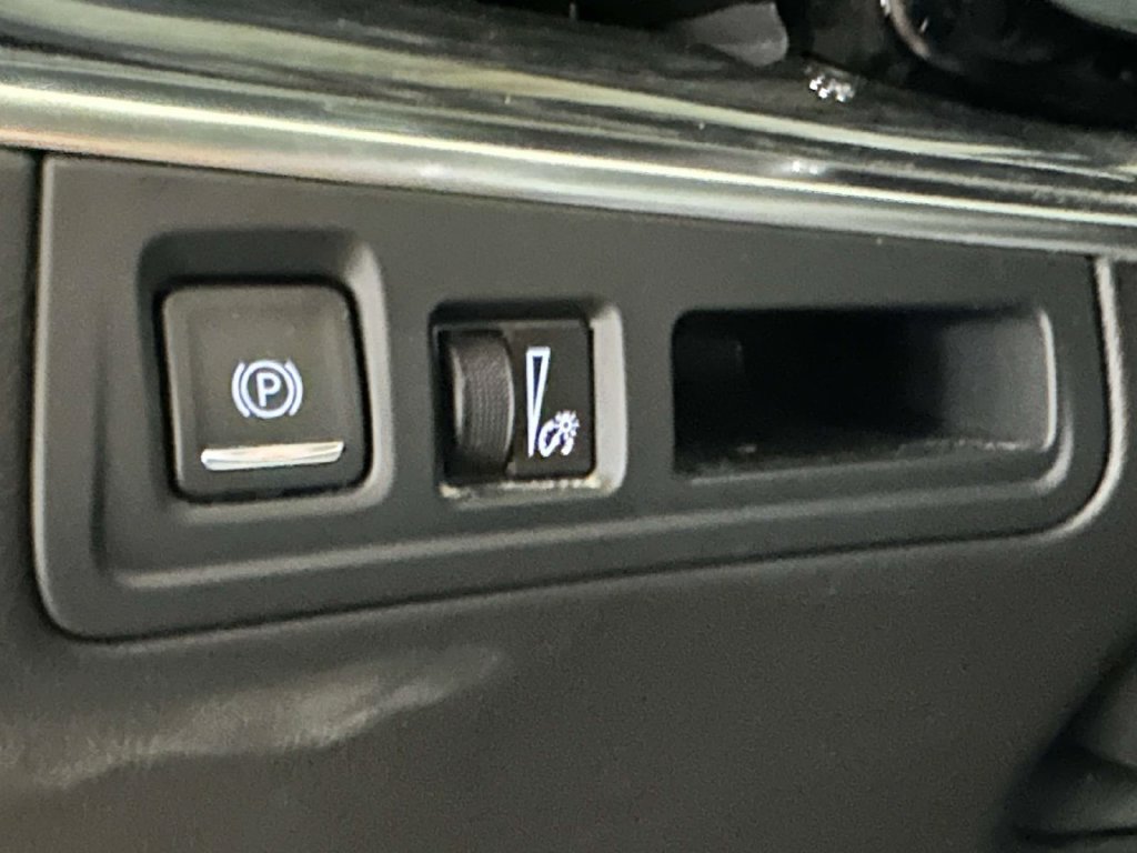 Used 2023 Cadillac XT5 Premium Luxury AWD/4WD image 22