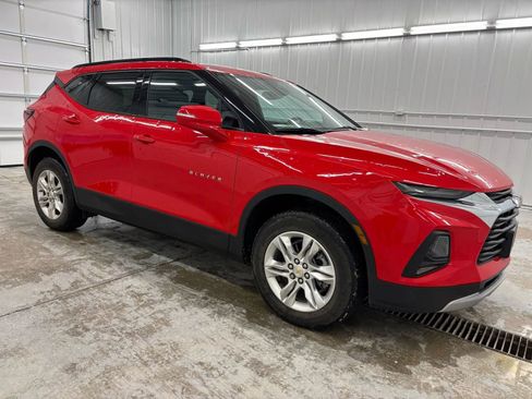 Used 2022 Chevrolet Blazer LT image 1