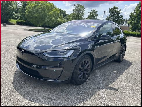 Used 2024 Tesla Model X AWD/4WD image 3