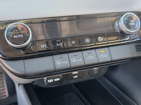 Certified 2025 Hyundai Elantra Sport image 25