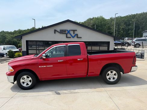 Used 2012 RAM 1500 Classic SLT AWD/4WD image 6