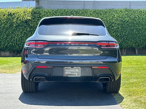 Certified 2025 Porsche Macan AWD/4WD image 7
