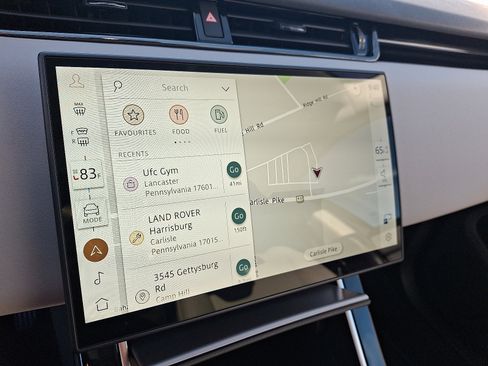 Used 2025 Land Rover Range Rover Evoque S image 17