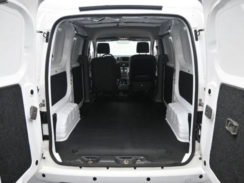 Used 2020 Nissan NV200 SV FWD image 25