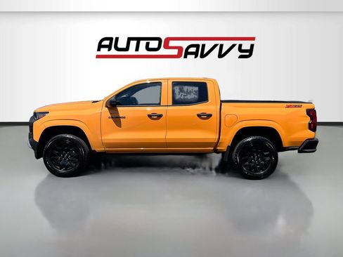 Used 2025 Chevrolet Colorado W/T w/ WT Custom Package RWD image 4