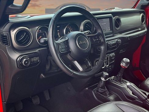 Used 2021 Jeep Wrangler Unlimited Sport AWD/4WD image 14