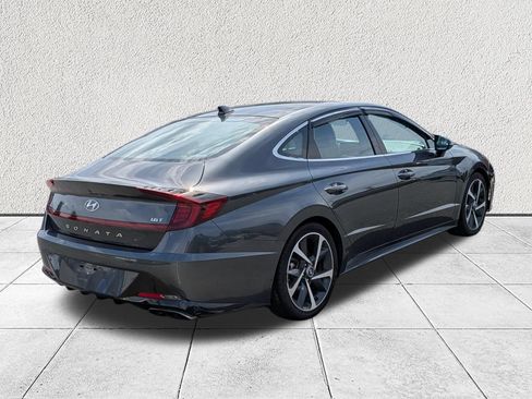 Used 2022 Hyundai Sonata SEL Plus w/ Preferred Accessory Package FWD image 3