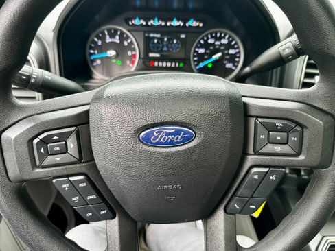Used 2021 Ford F250 XLT w/ XLT Premium Package AWD/4WD image 12
