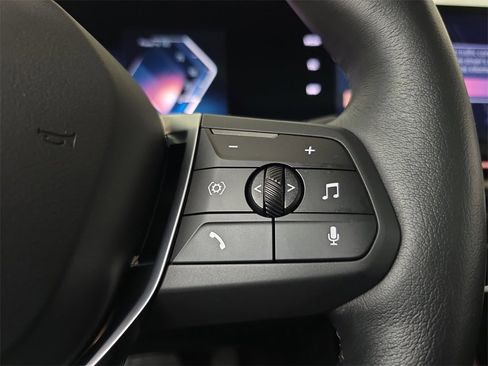 Used 2025 BMW X1 xDrive28i w/ Convenience Package image 21