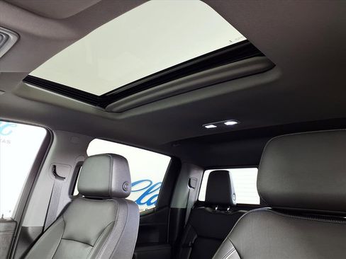 Used 2022 GMC Sierra 1500 SLT image 12