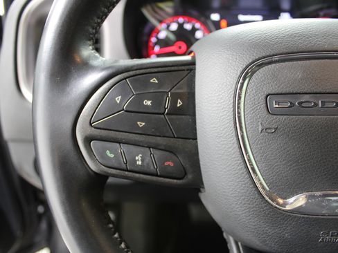 Used 2022 Dodge Charger SXT w/ Blacktop Package image 10