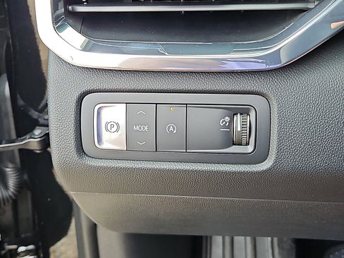 New 2026 GMC Acadia Elevation FWD image 15