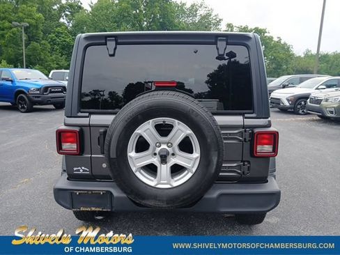 Used 2019 Jeep Wrangler Sport AWD/4WD image 5