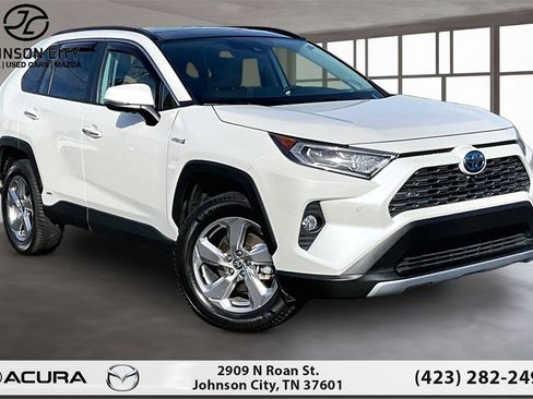 Used 2021 Toyota RAV4 Limited image 11