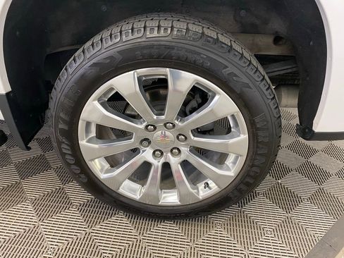 Used 2022 Chevrolet Silverado 1500 High Country w/ Technology Package image 10