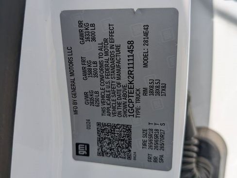 Certified 2024 Chevrolet Colorado Trail Boss w/ Technology Package image 15