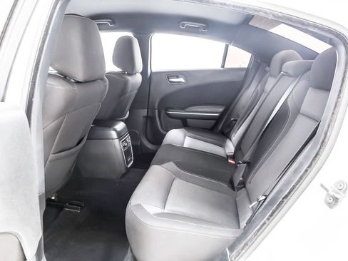 Used 2022 Dodge Charger SXT RWD image 27