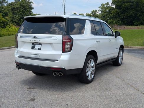 Used 2022 Chevrolet Tahoe High Country AWD/4WD image 8