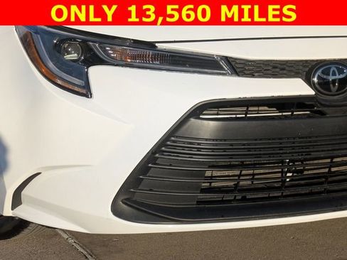 Used 2025 Toyota Corolla LE image 3