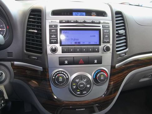 Used 2012 Hyundai Santa Fe GLS AWD/4WD image 26