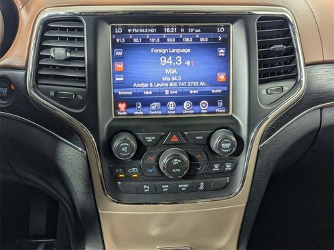 Used 2016 Jeep Grand Cherokee Summit w/ Premium Plus Apperance Group image 19