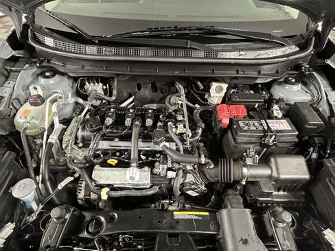 Used 2024 Nissan Kicks SV image 29