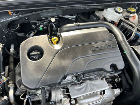 Used 2024 Chevrolet Malibu LT image 14