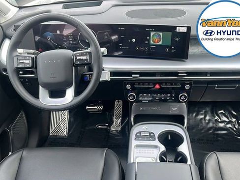 New 2026 Hyundai Ioniq 9 Calligraphy image 15