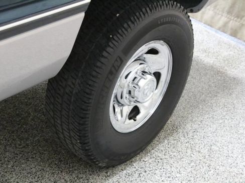 Used 1996 Dodge Ram 2500 Truck 4x4 Club Cab image 25