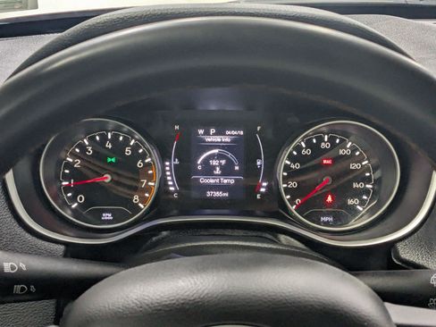 Used 2021 Jeep Compass Latitude AWD/4WD image 16