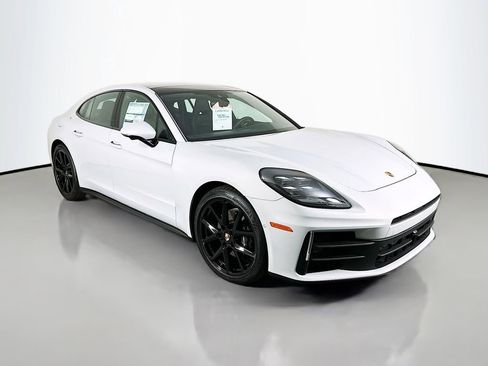 New 2025 Porsche Panamera image 7