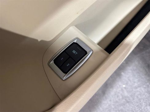 Used 2014 Jaguar XF 3.0 image 20